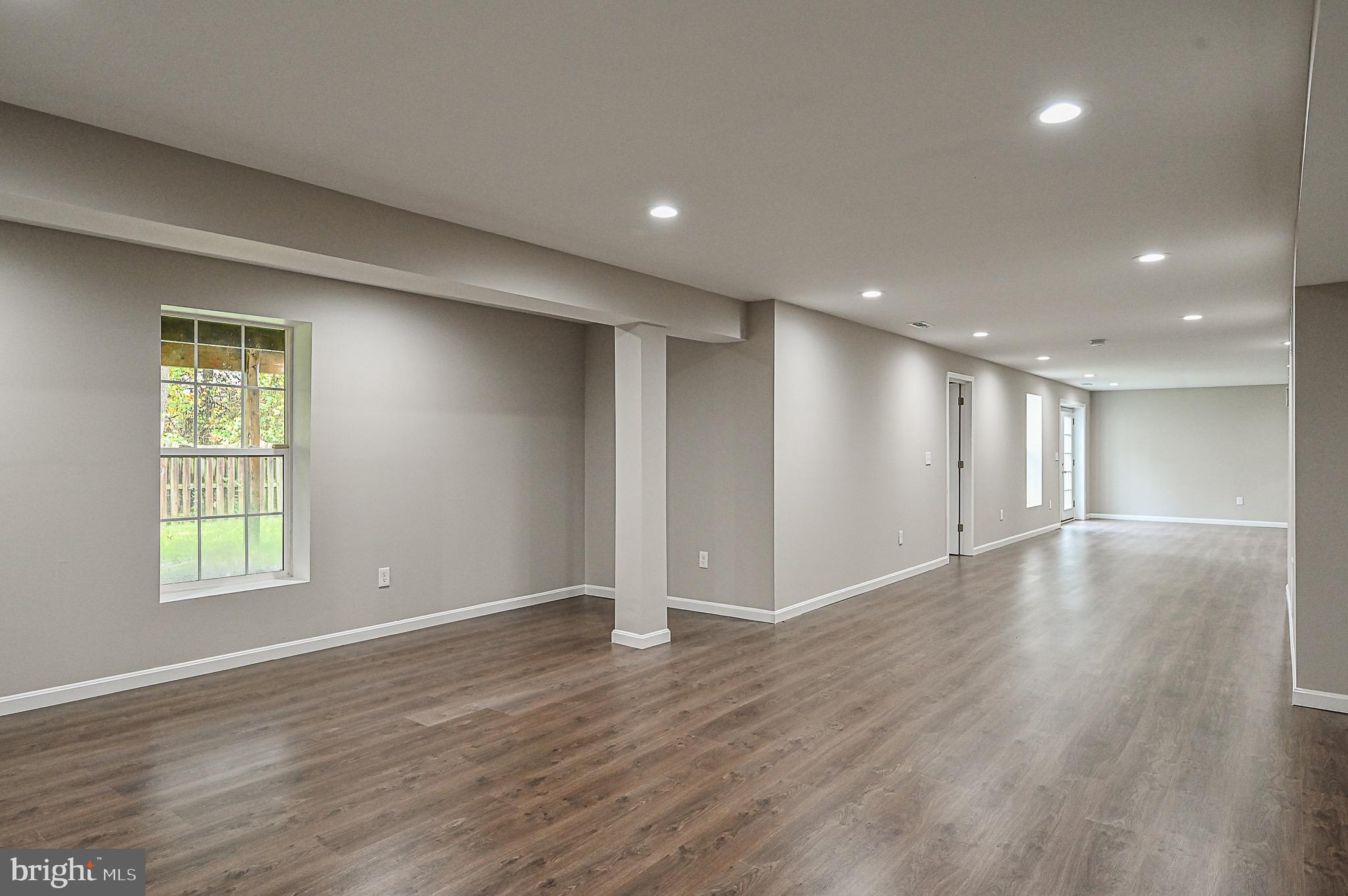 CROSSMAN CREEK - Residential