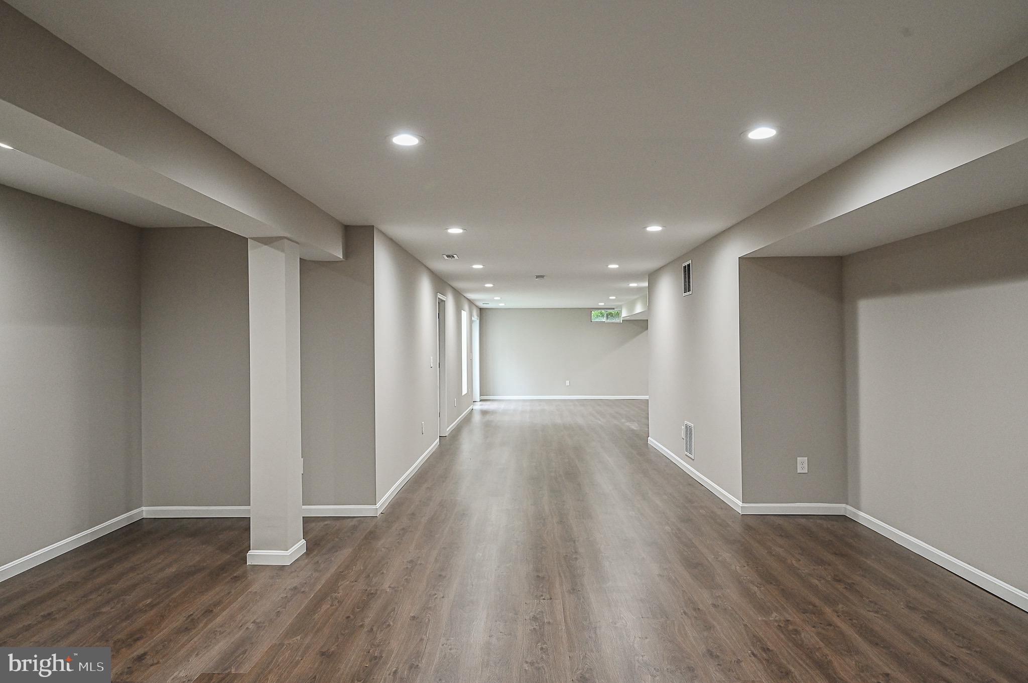 CROSSMAN CREEK - Residential