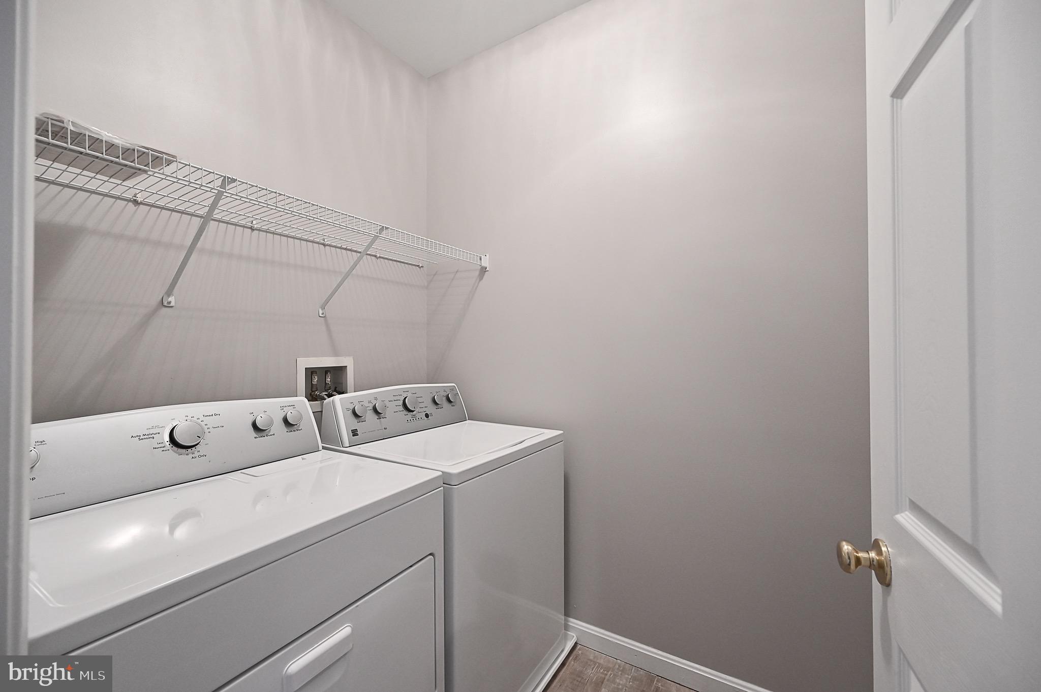 CROSSMAN CREEK - Residential