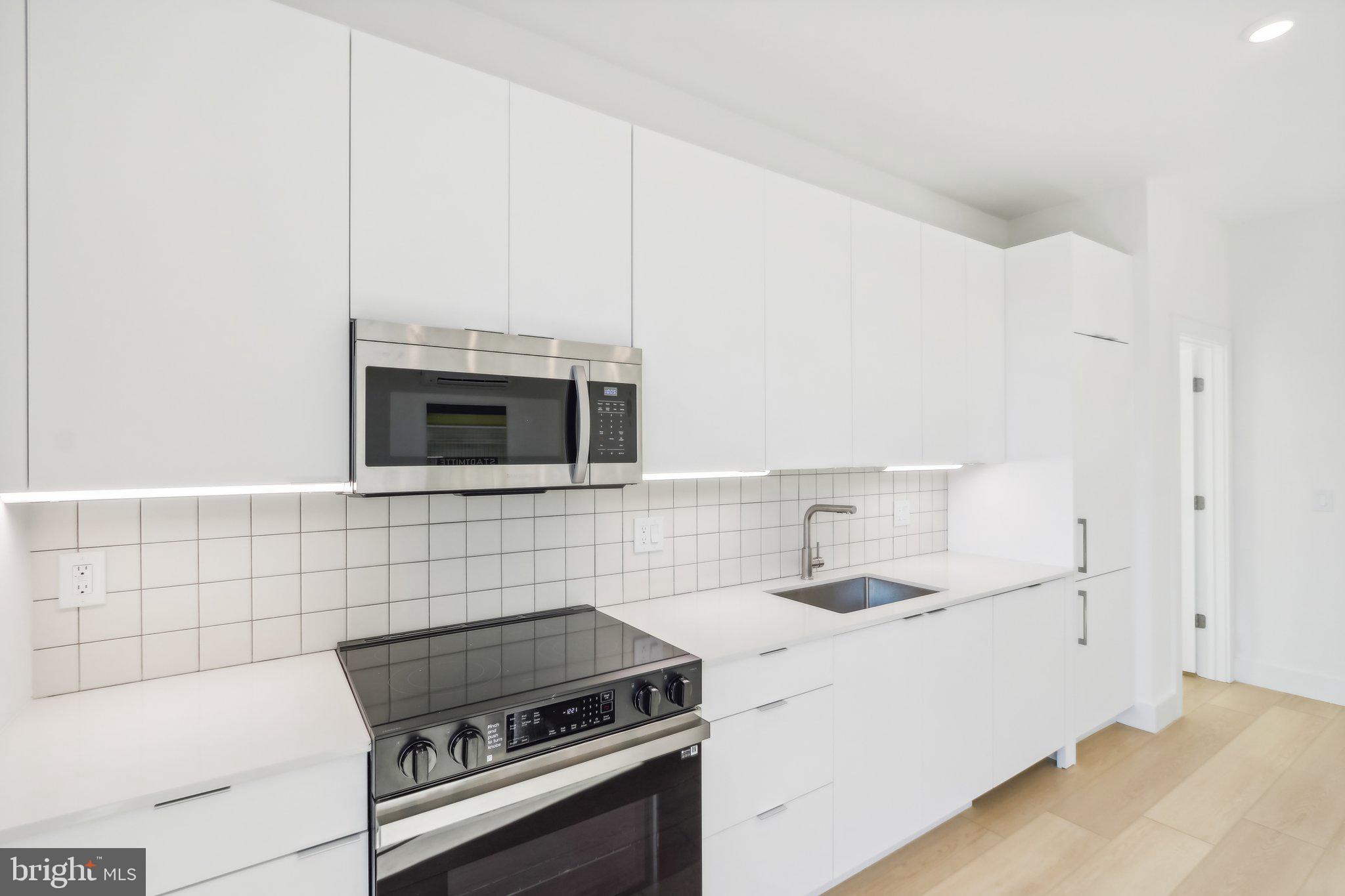 FISHTOWN - Residential Lease