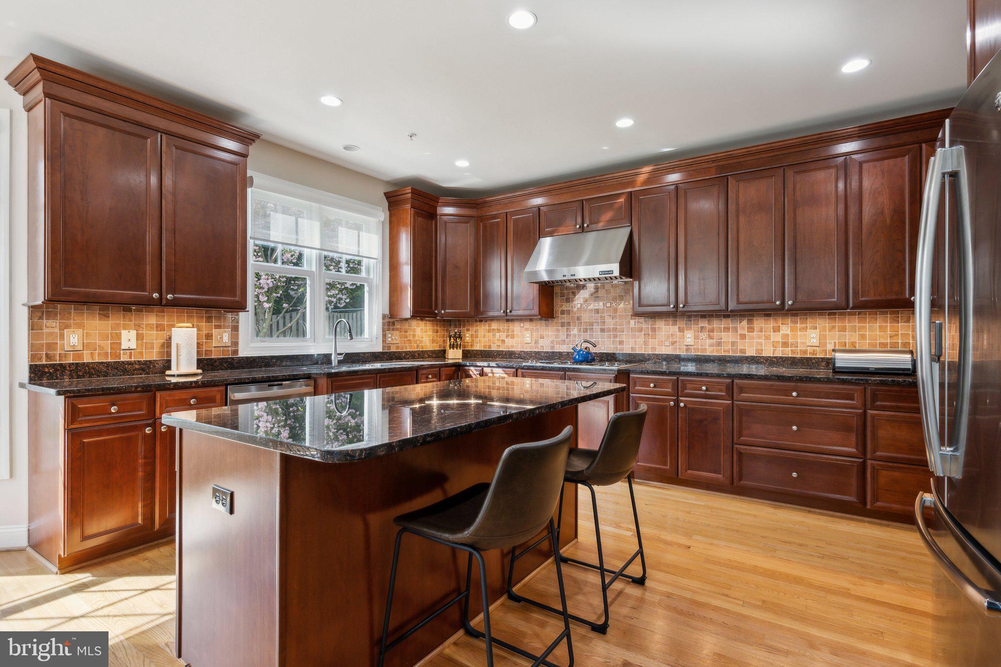 PARKWOOD - Residential