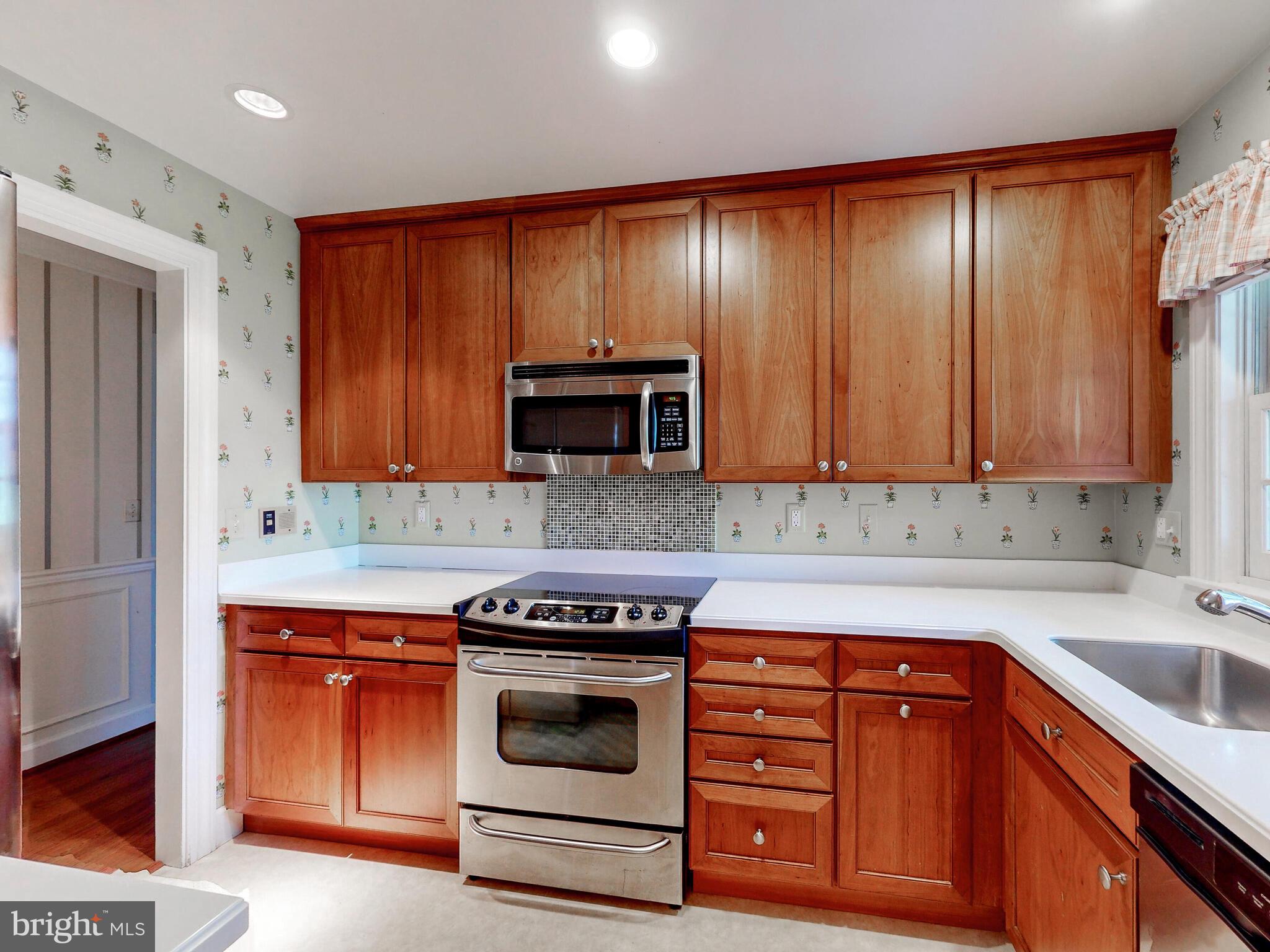 BRIGHTWOOD - Residential