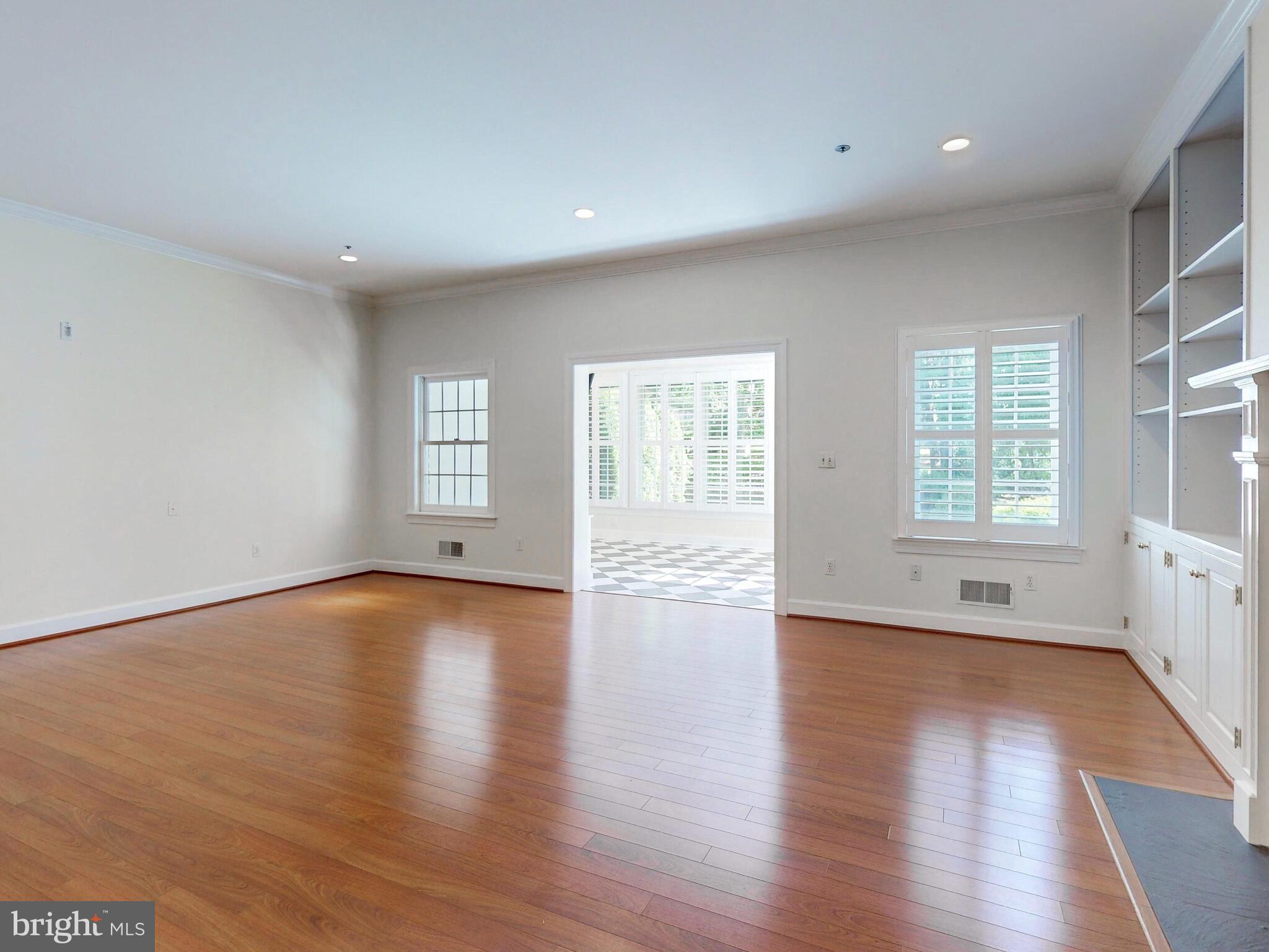 BRIGHTWOOD - Residential