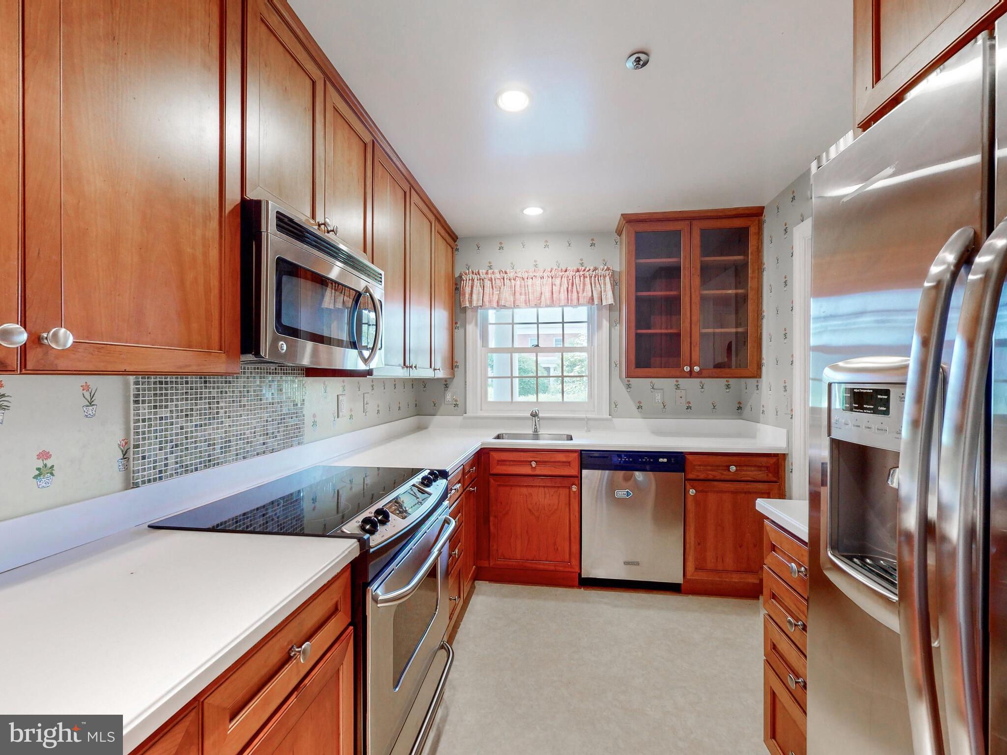 BRIGHTWOOD - Residential