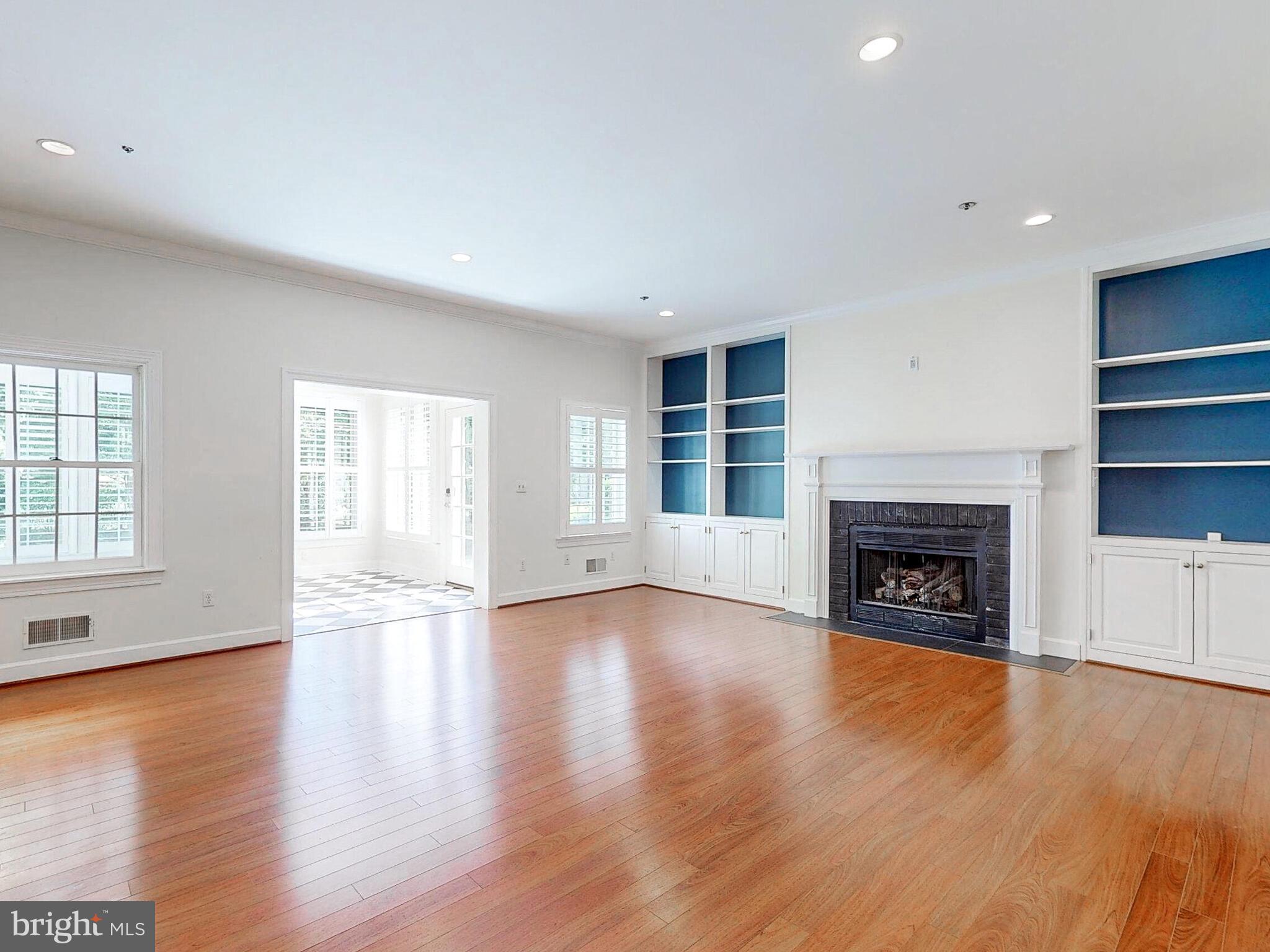 BRIGHTWOOD - Residential