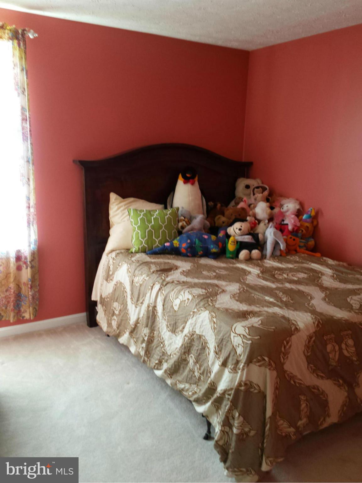 TUCHAHOE FARMS - Residential