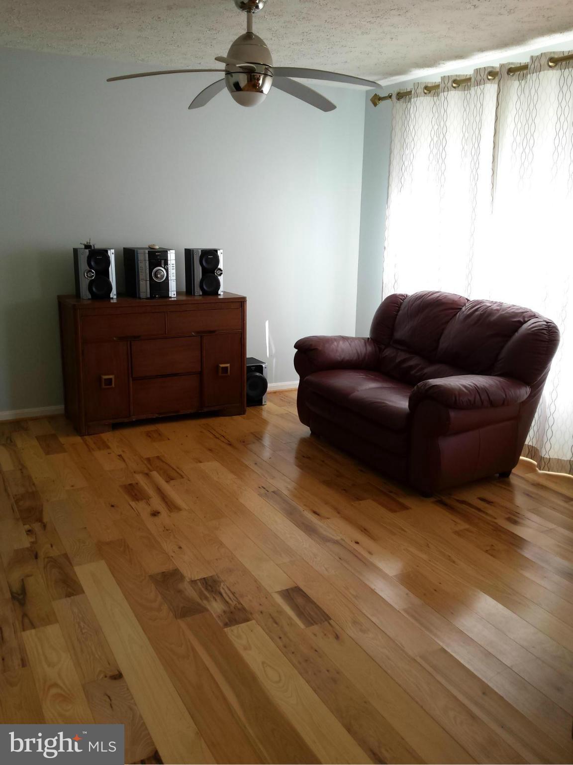 TUCHAHOE FARMS - Residential