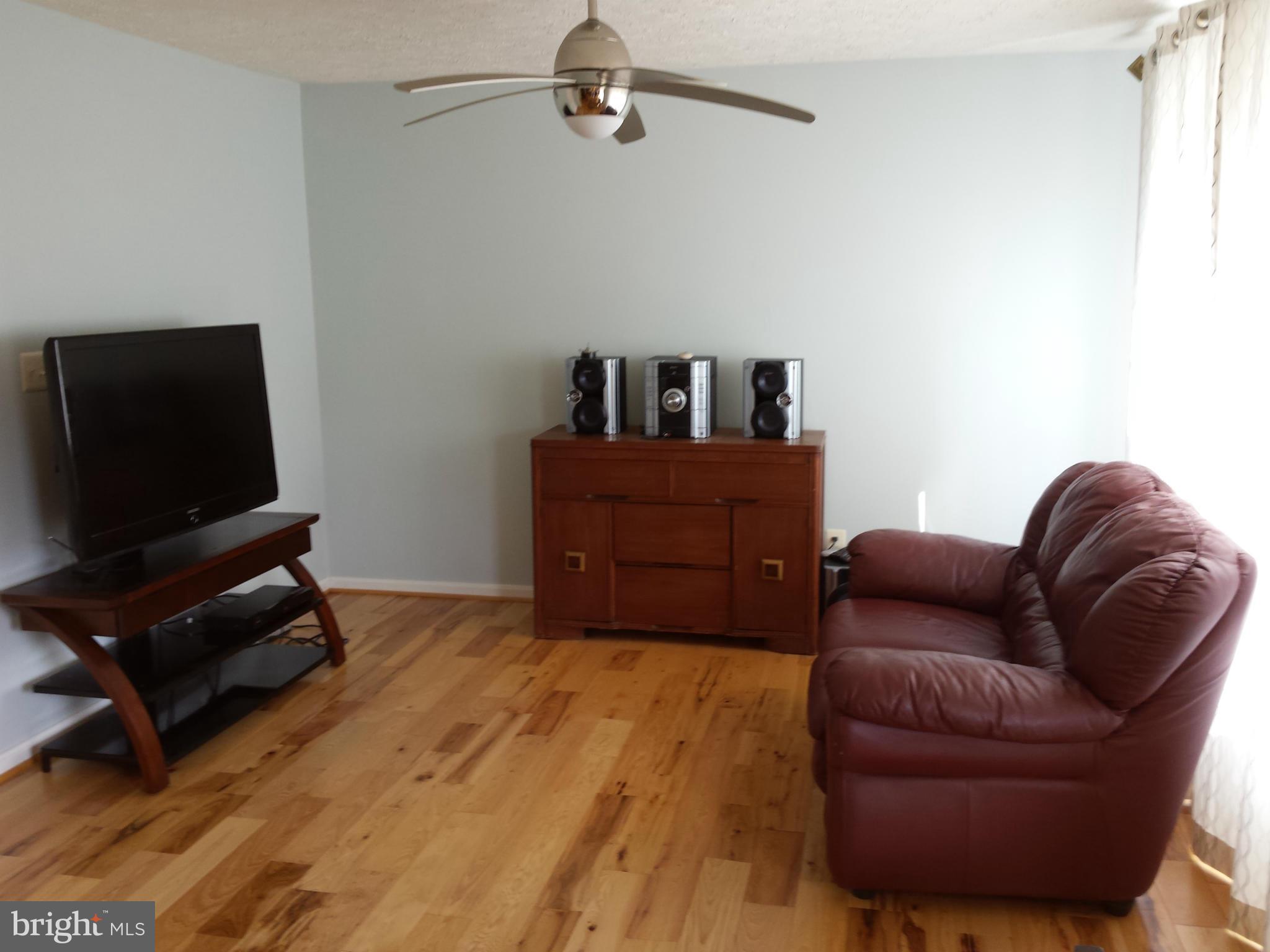 TUCHAHOE FARMS - Residential