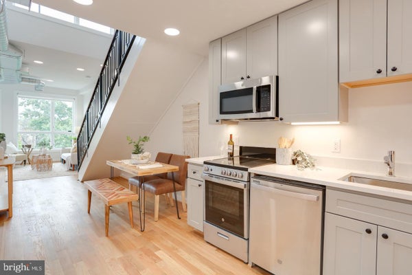 3925 GEORGIA AVE NW APT 7, WASHINGTON, DC 20011 - Image 49a10c49215d94ebdaaa709b0d2bc8a4/3027835960