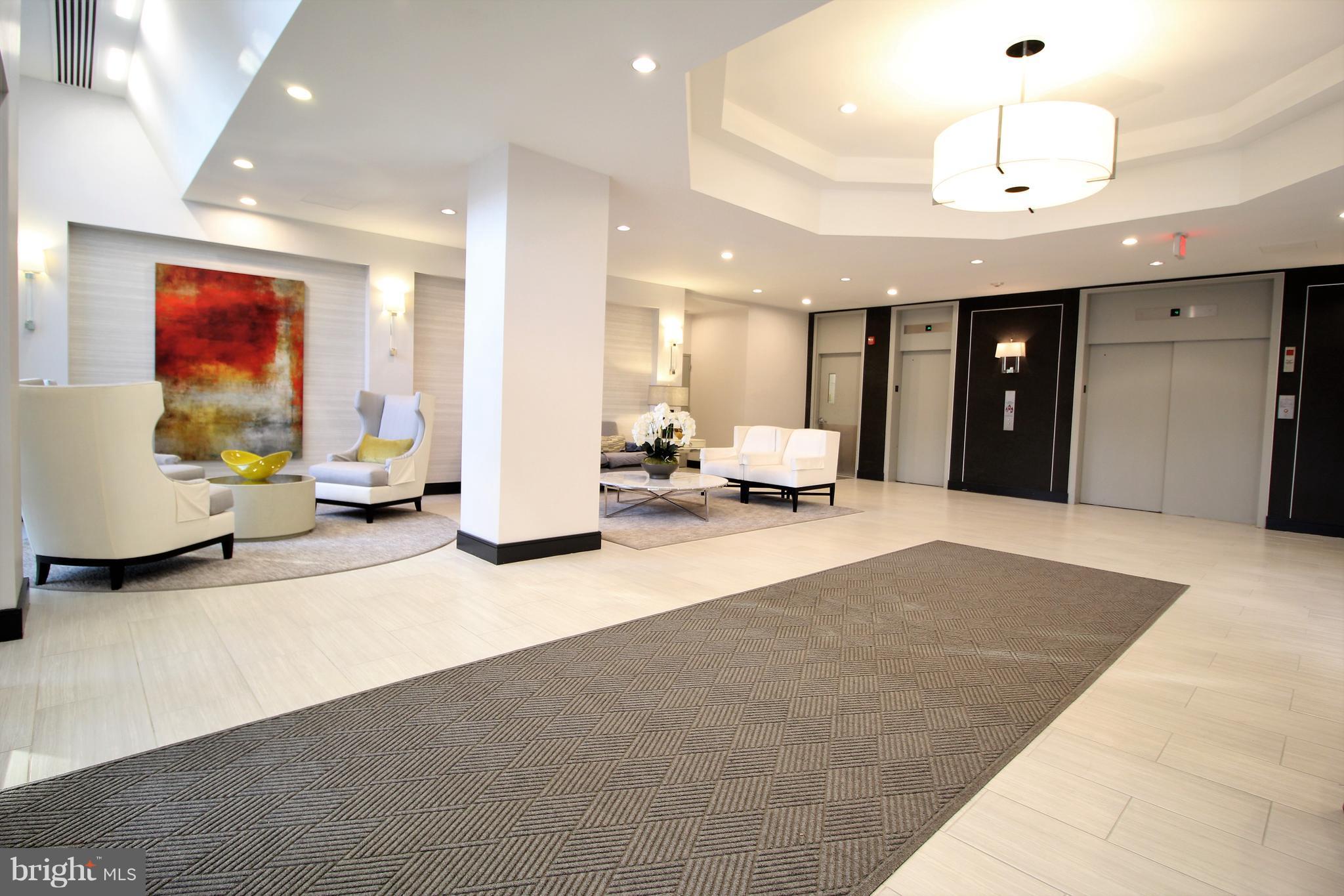 PARC EAST - Residential Lease