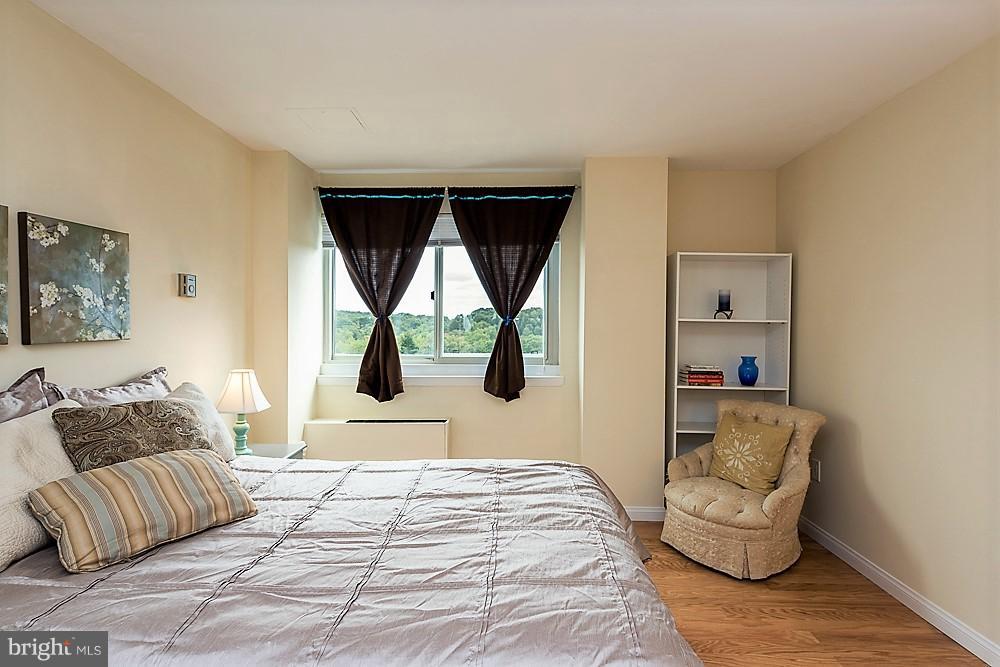 PARC EAST - Residential Lease