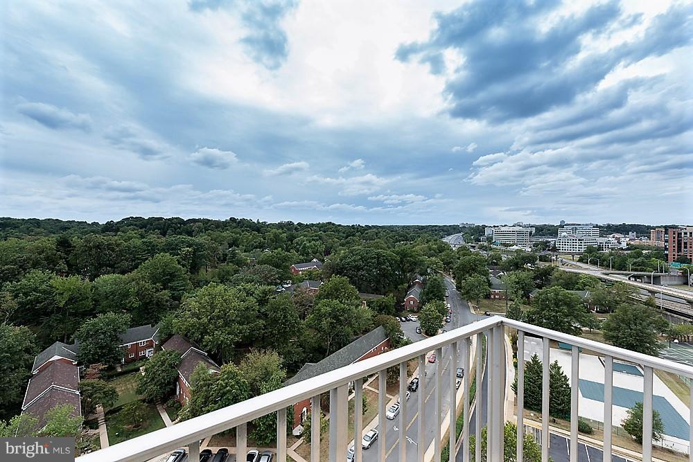 PARC EAST - Residential Lease