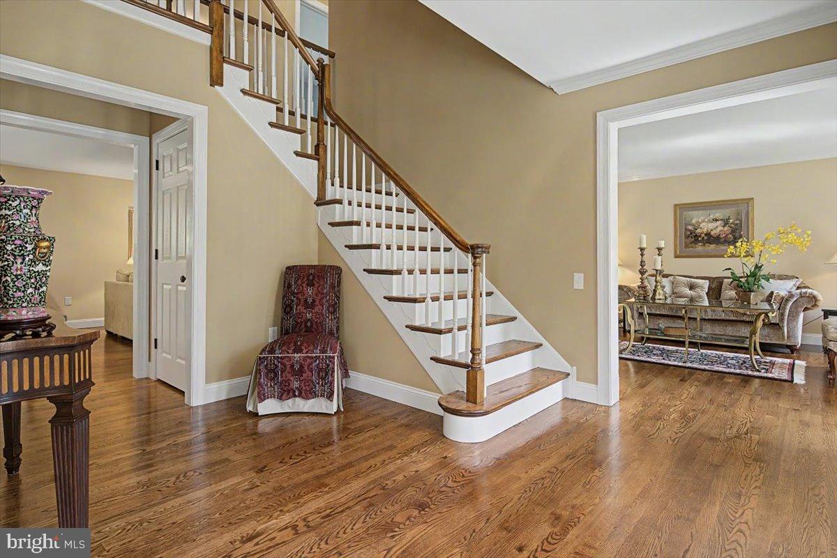 17 RUNNING BROOK LANE