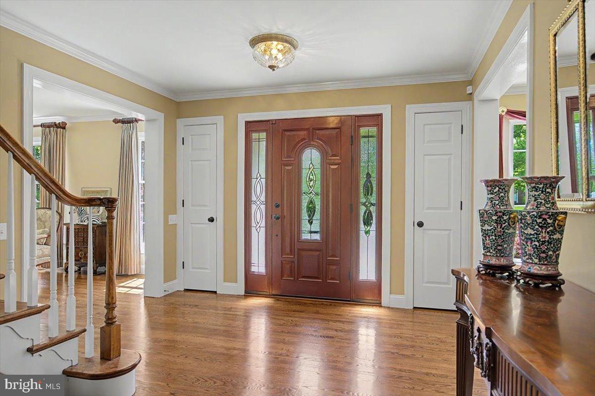 17 RUNNING BROOK LANE