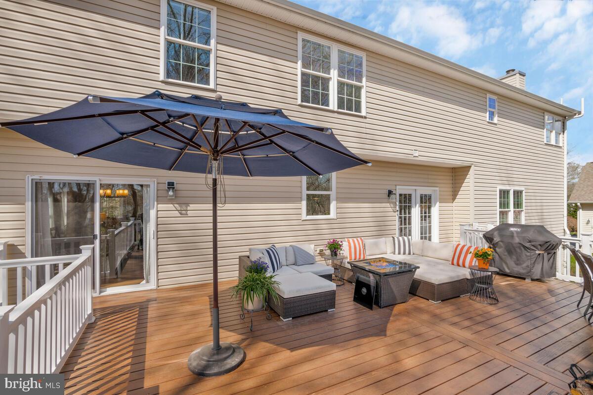 CROSS POINT - Residential