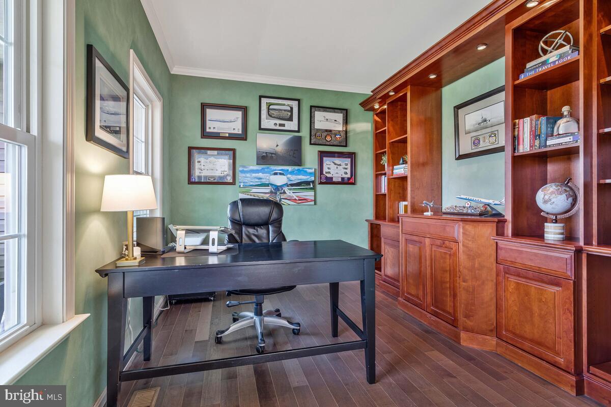 CROSS POINT - Residential