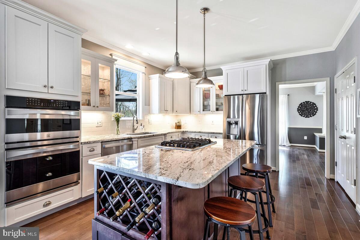 CROSS POINT - Residential