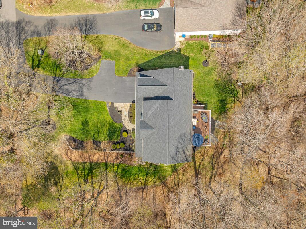 CROSS POINT - Residential