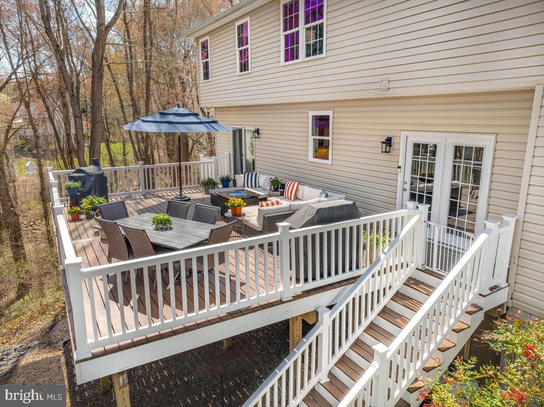 CROSS POINT - Residential