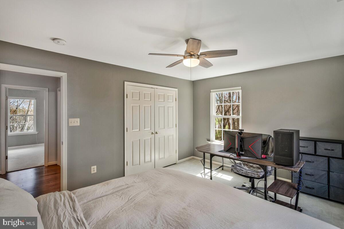 CROSS POINT - Residential