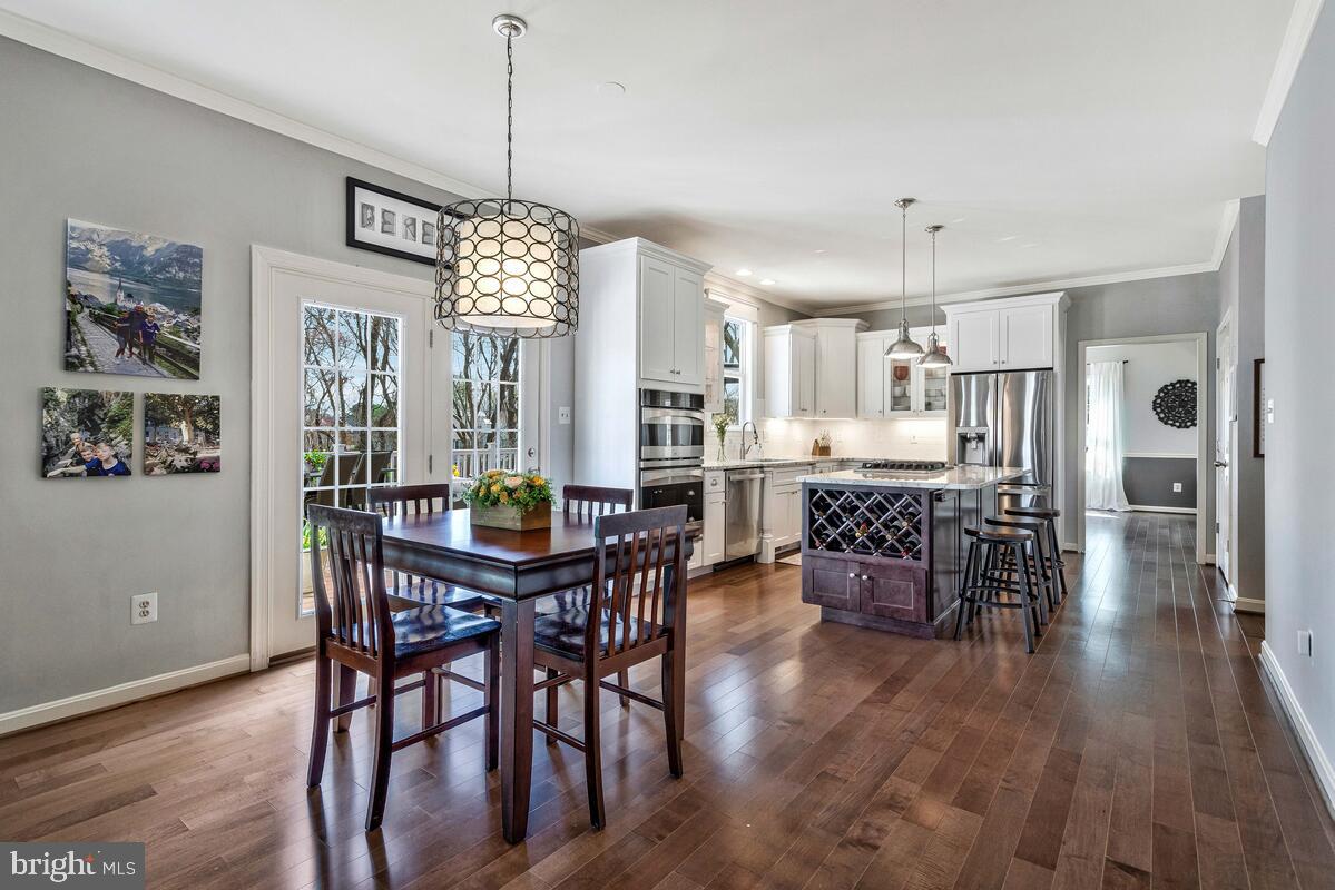 CROSS POINT - Residential