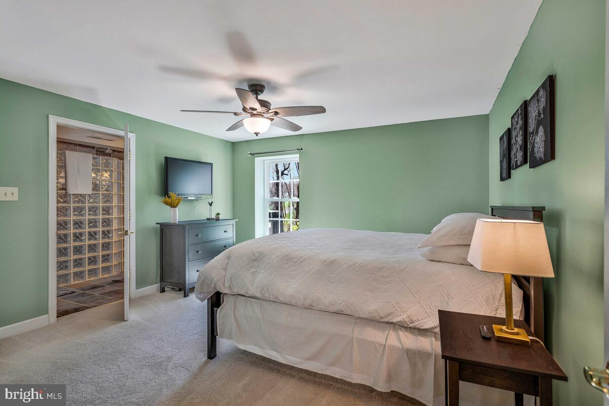 CROSS POINT - Residential