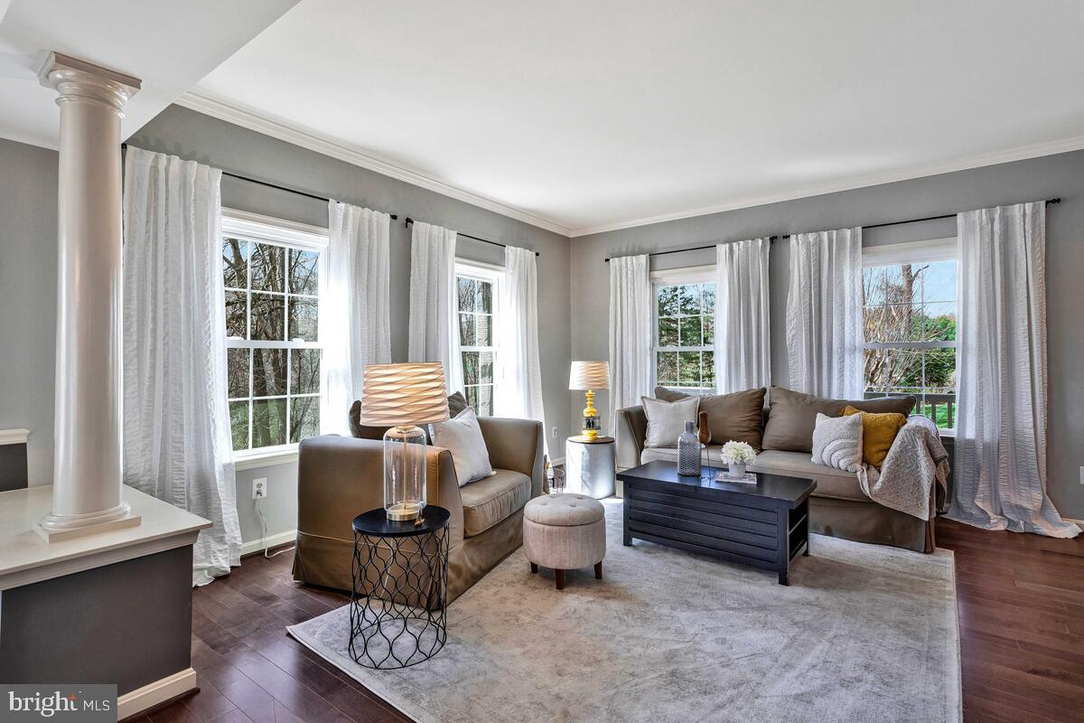 CROSS POINT - Residential