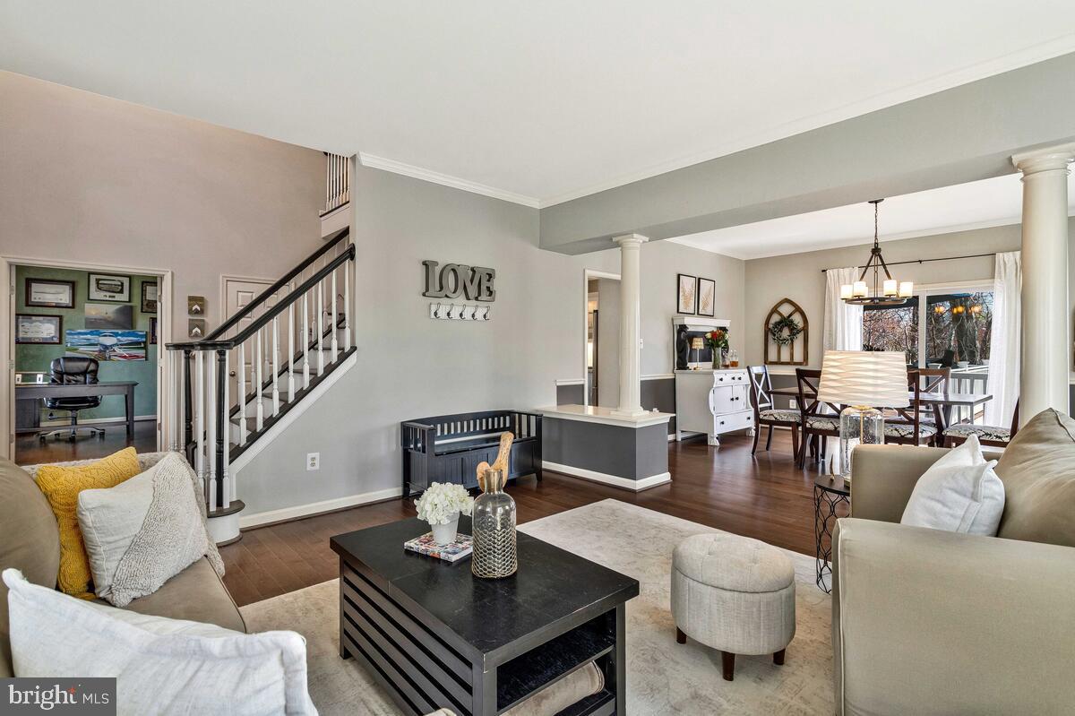 CROSS POINT - Residential