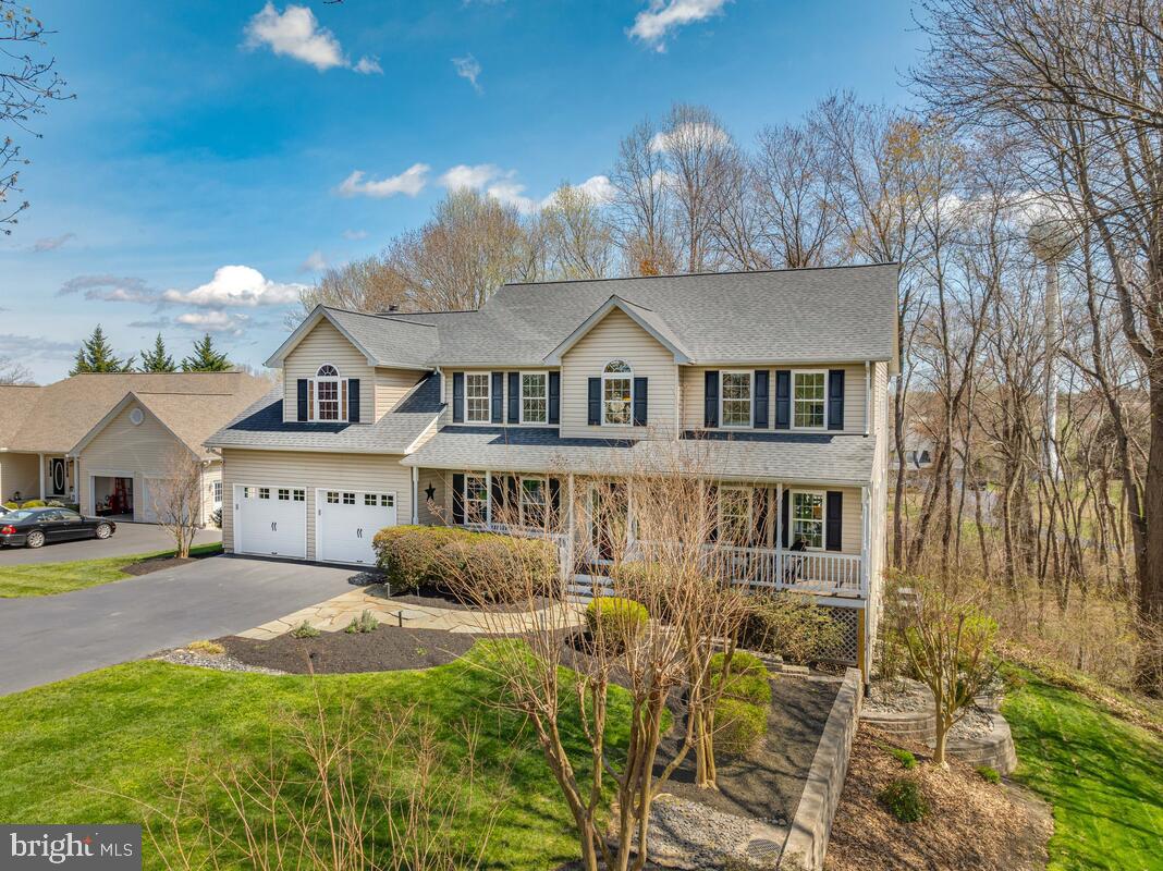 CROSS POINT - Residential