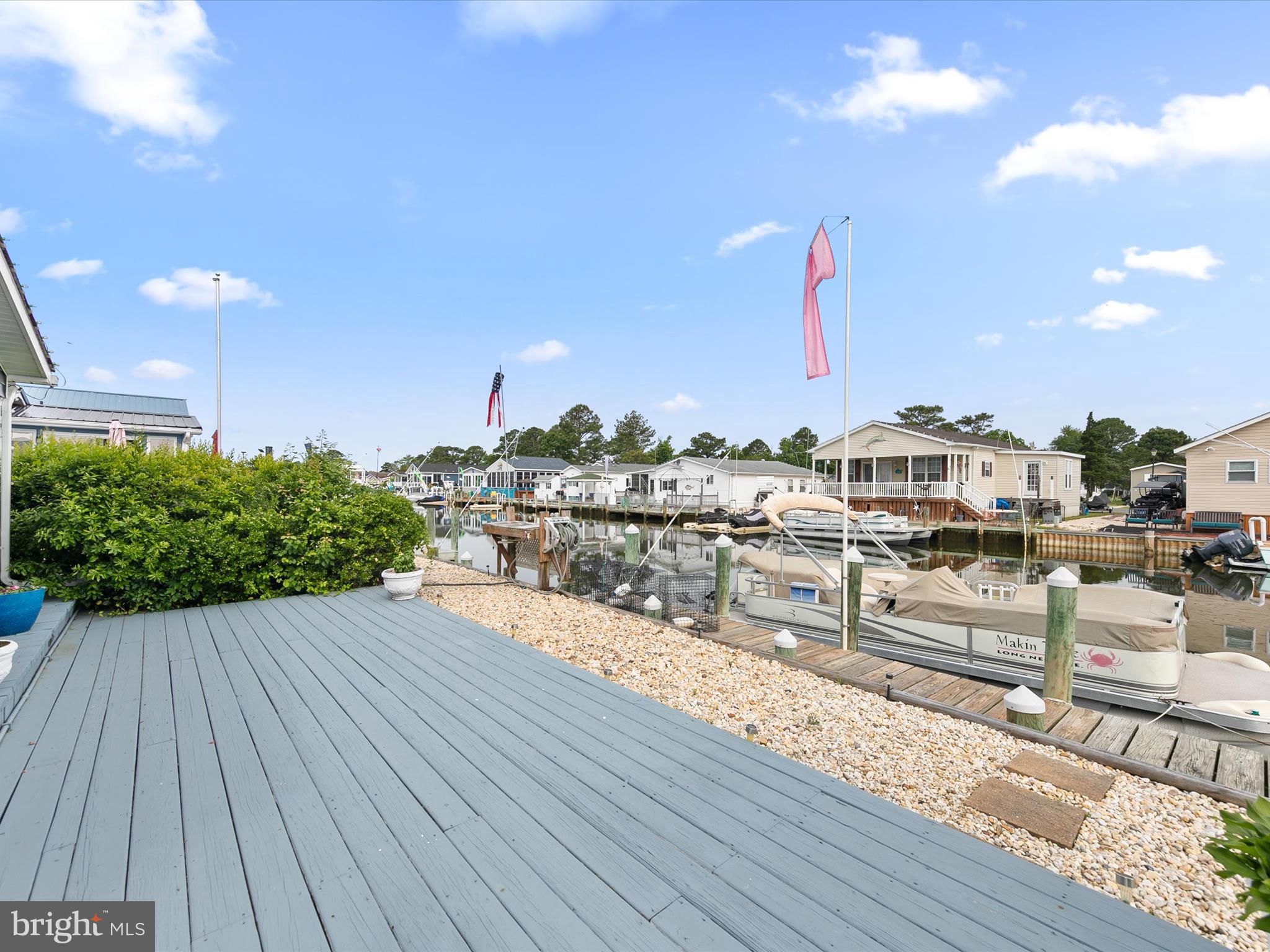 MARINERS COVE - Residential