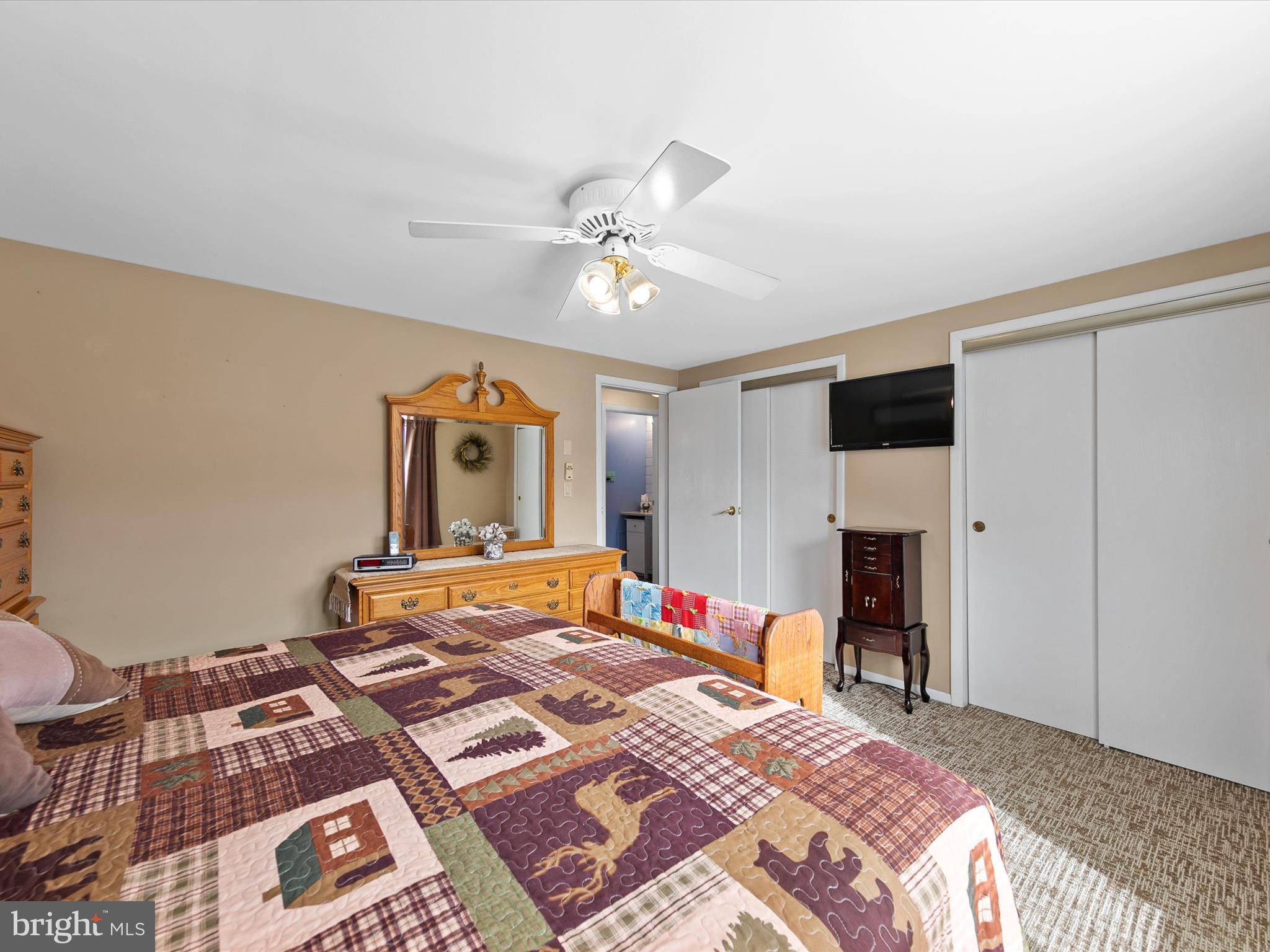 MARINERS COVE - Residential