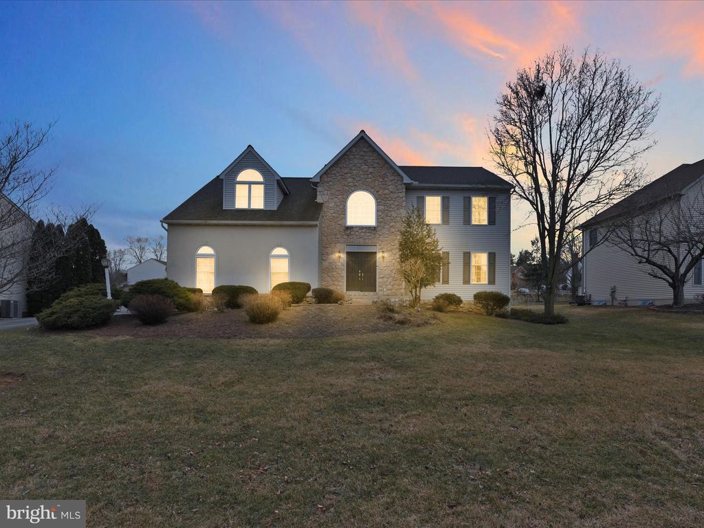 Photo of 434 Rhoda Drive, LANCASTER, PA 17601 (MLS # PALA2064414)