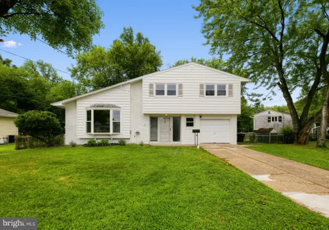 MLS: NJCD2126056