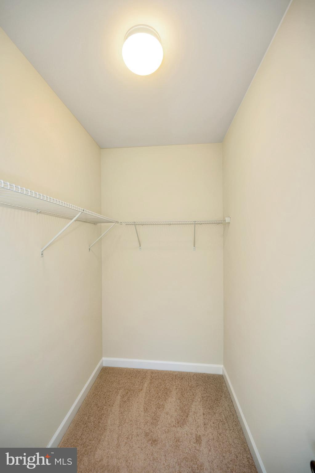 COBBLESTONE SQUARE - Residential