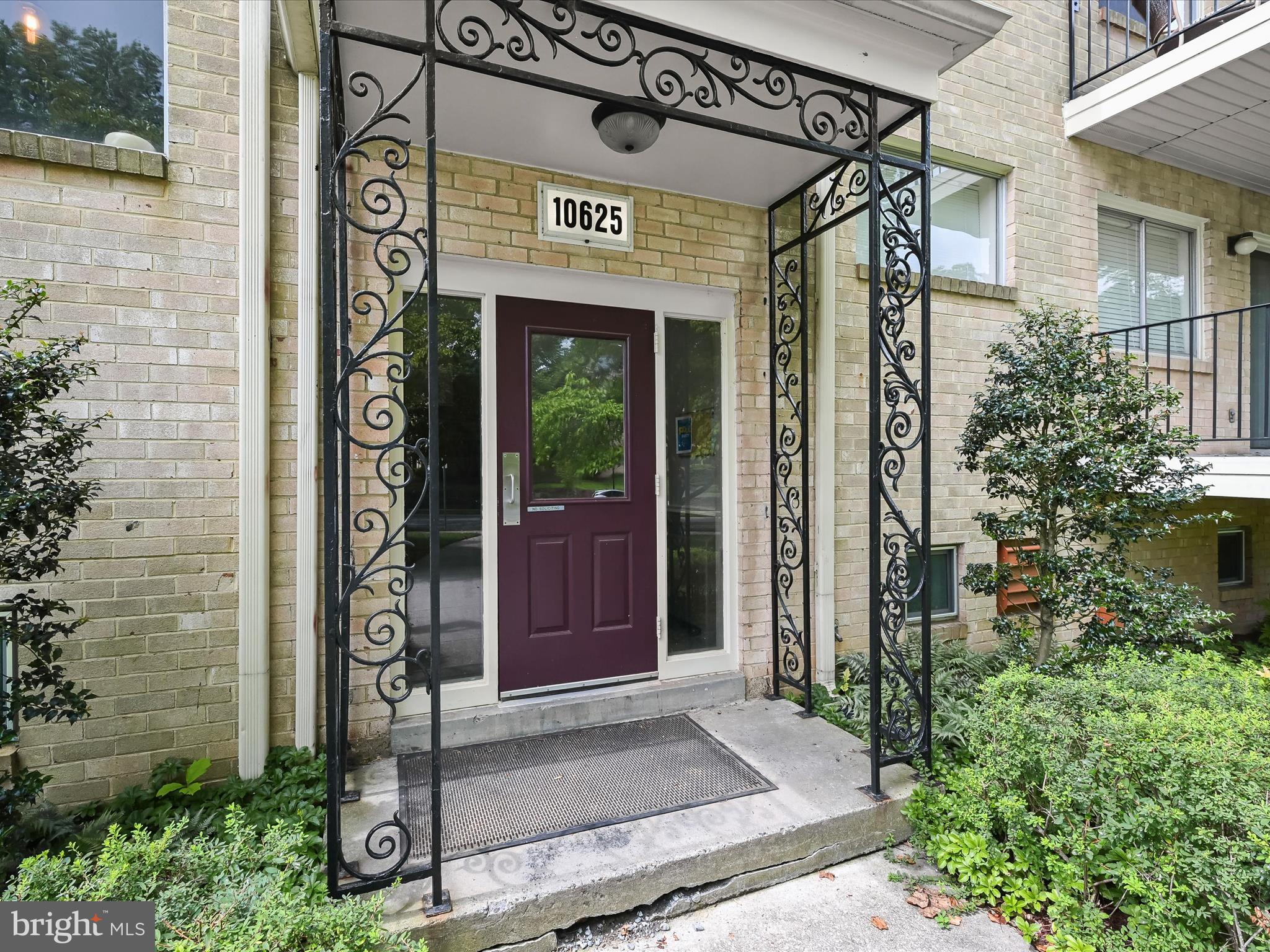 PARKSIDE CONDOMINIUMS - Residential