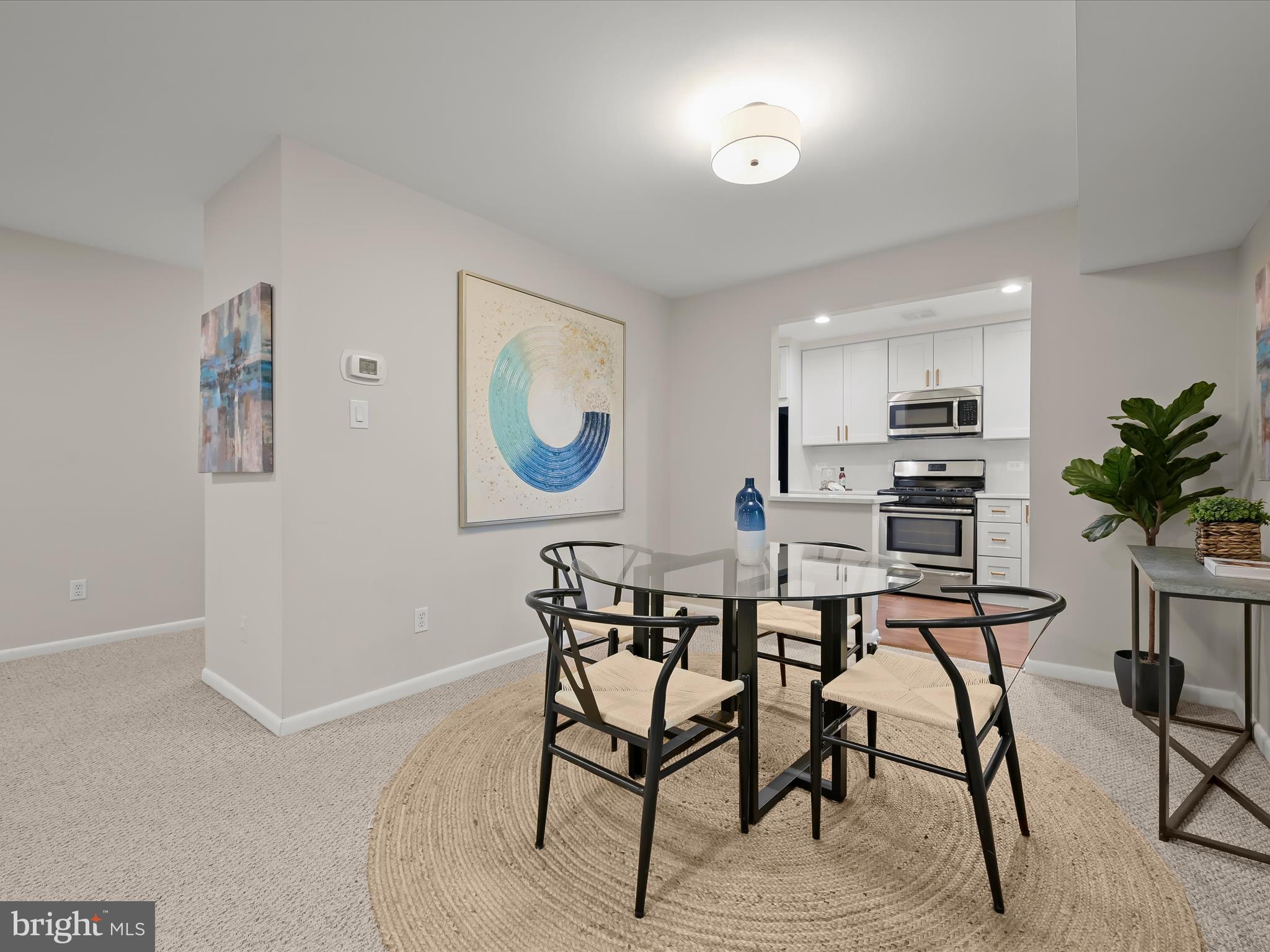 PARKSIDE CONDOMINIUMS - Residential