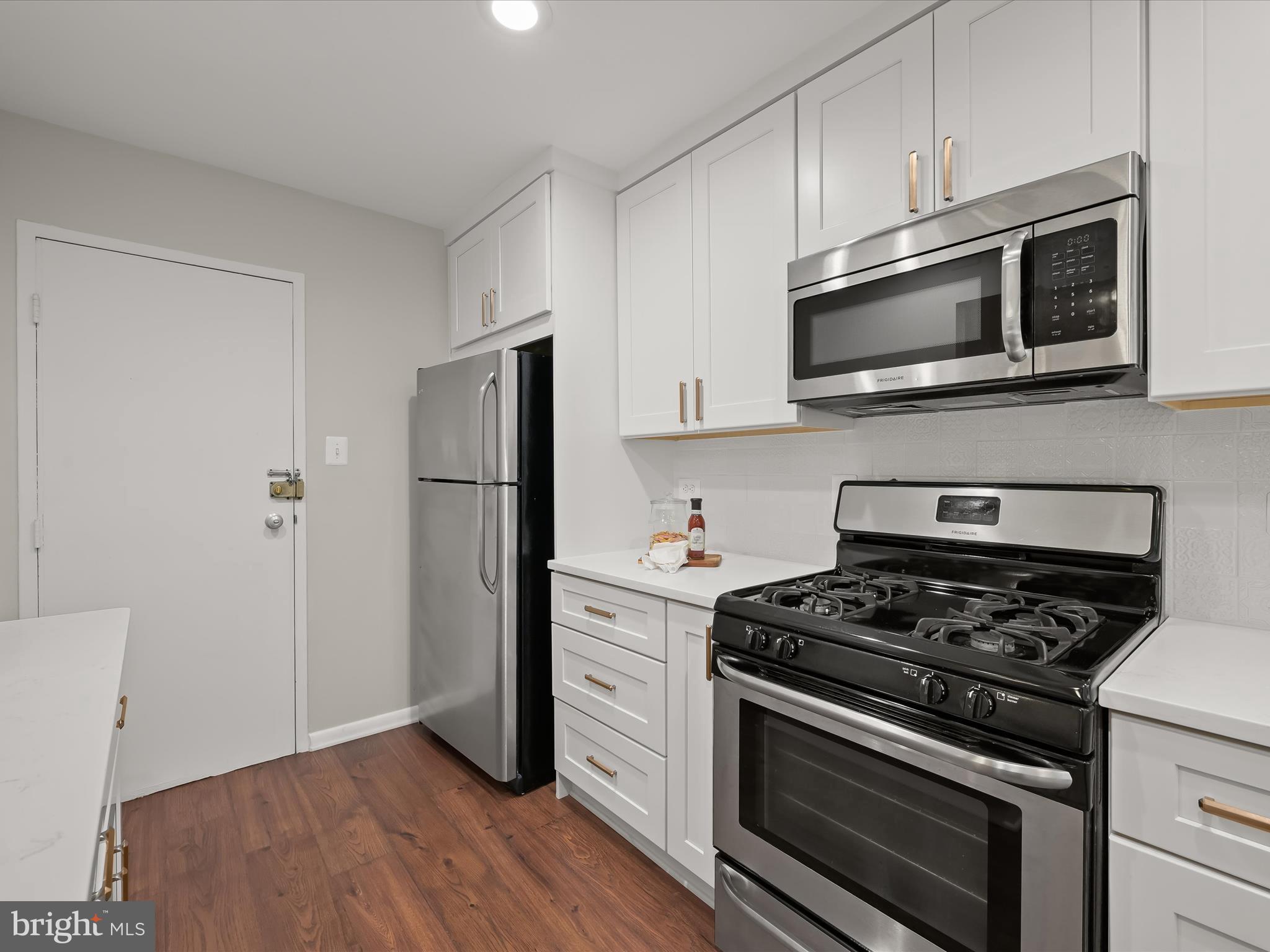 PARKSIDE CONDOMINIUMS - Residential