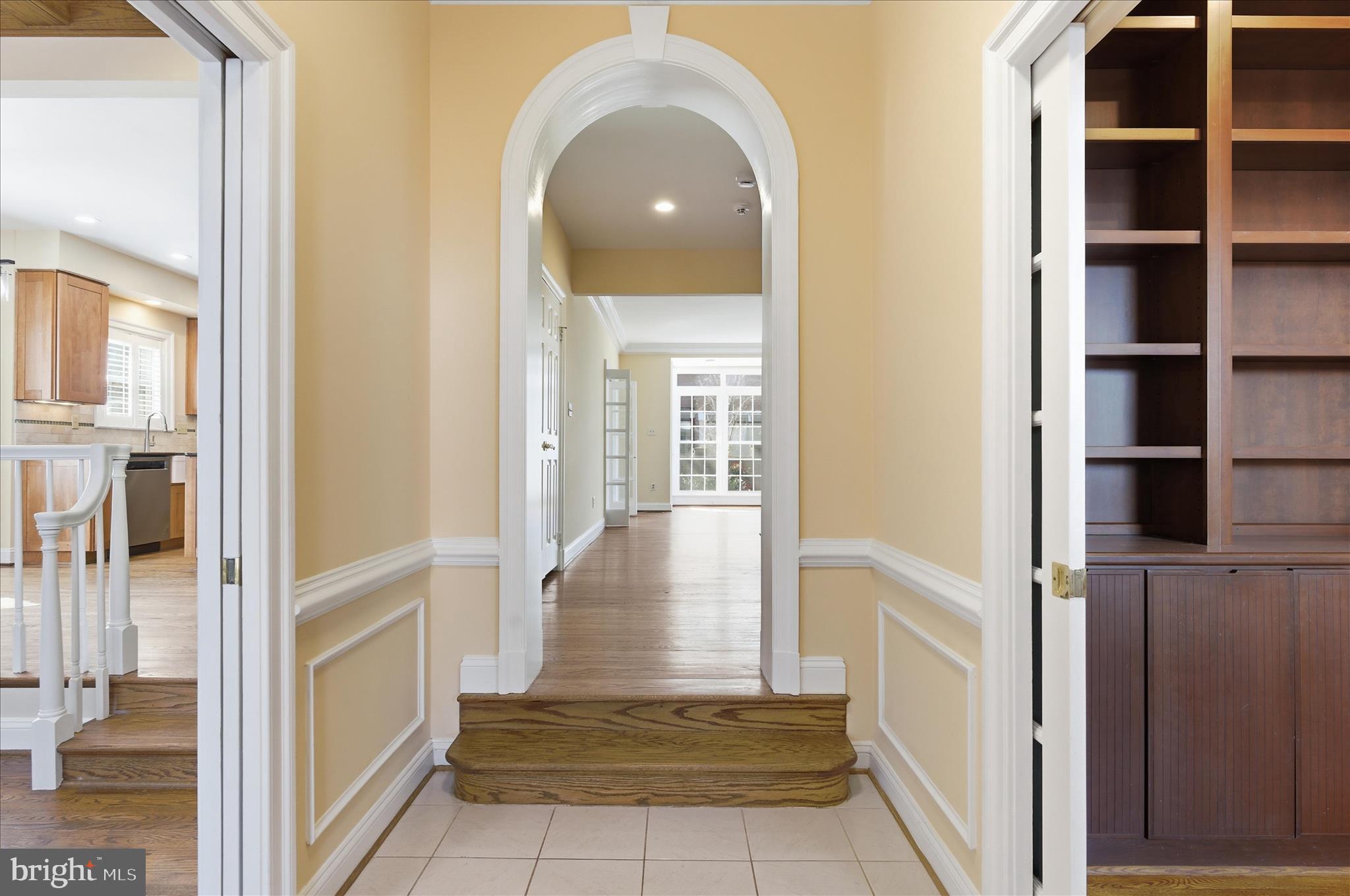 16 MAPLEWOOD PARK COURT