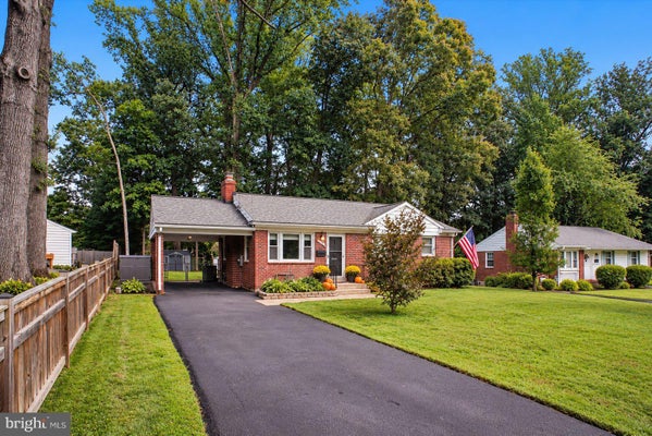 3155 NORFOLK LN, FALLS CHURCH, VA 22042 - Image 49a4bc58edcf4eef37517e73b0684a43/4283238986