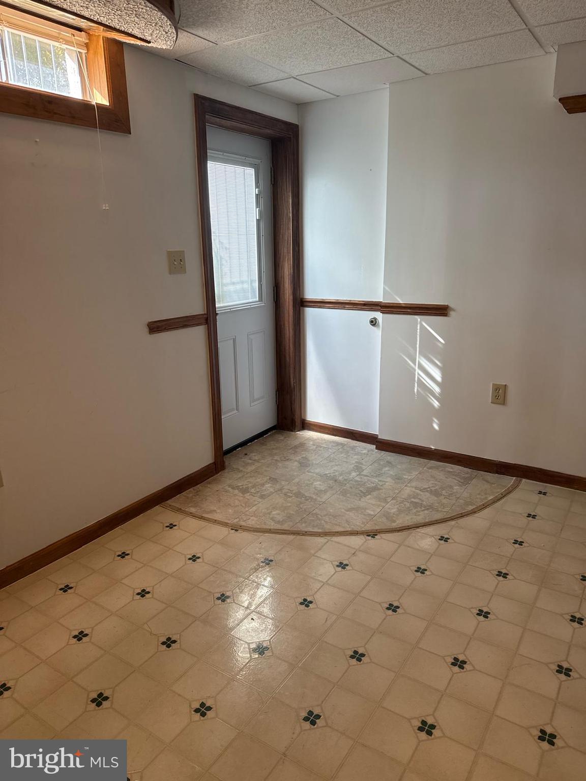 THE VISTAS OF PARK RIDGE - Residential Lease