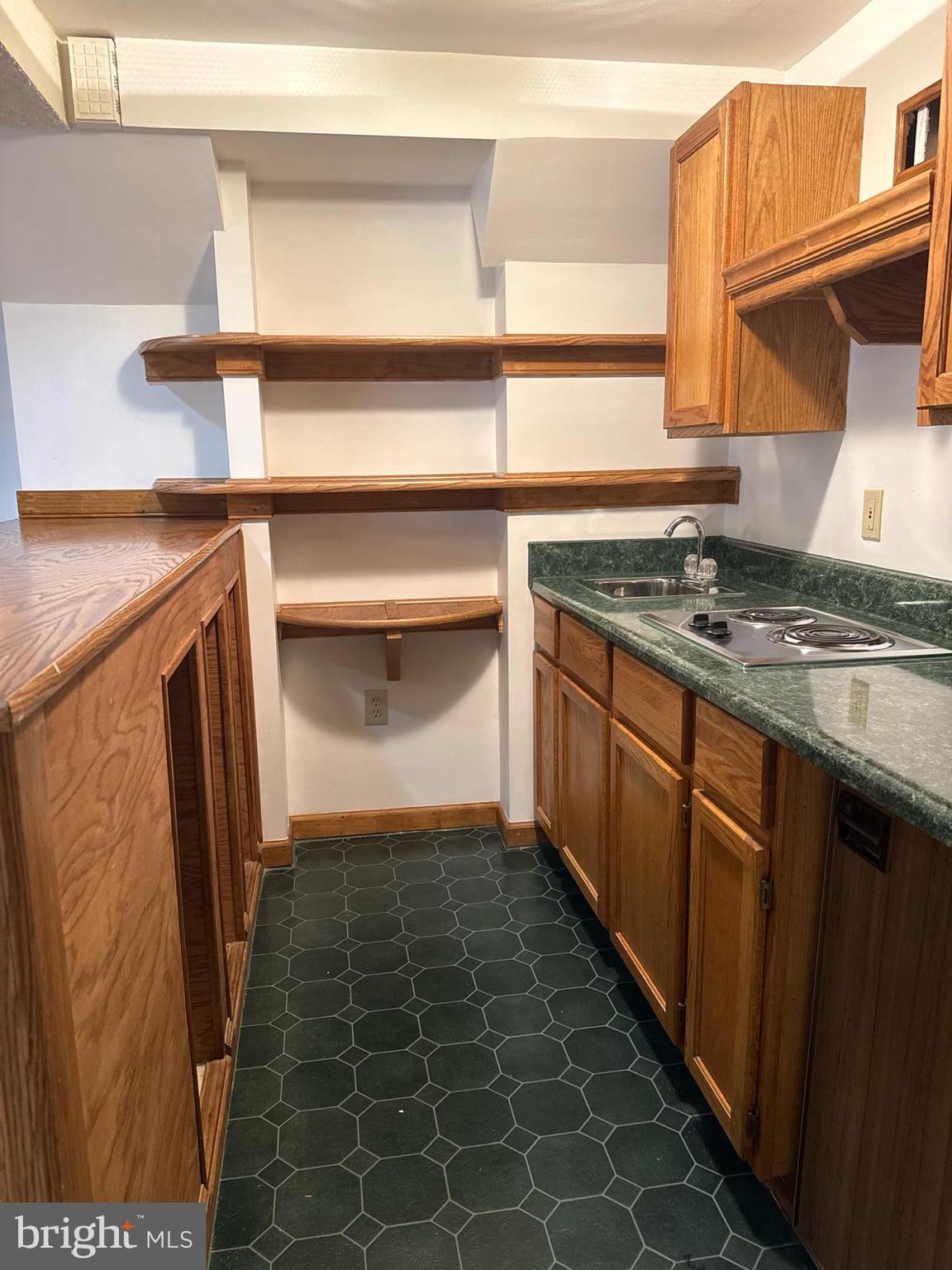 THE VISTAS OF PARK RIDGE - Residential Lease