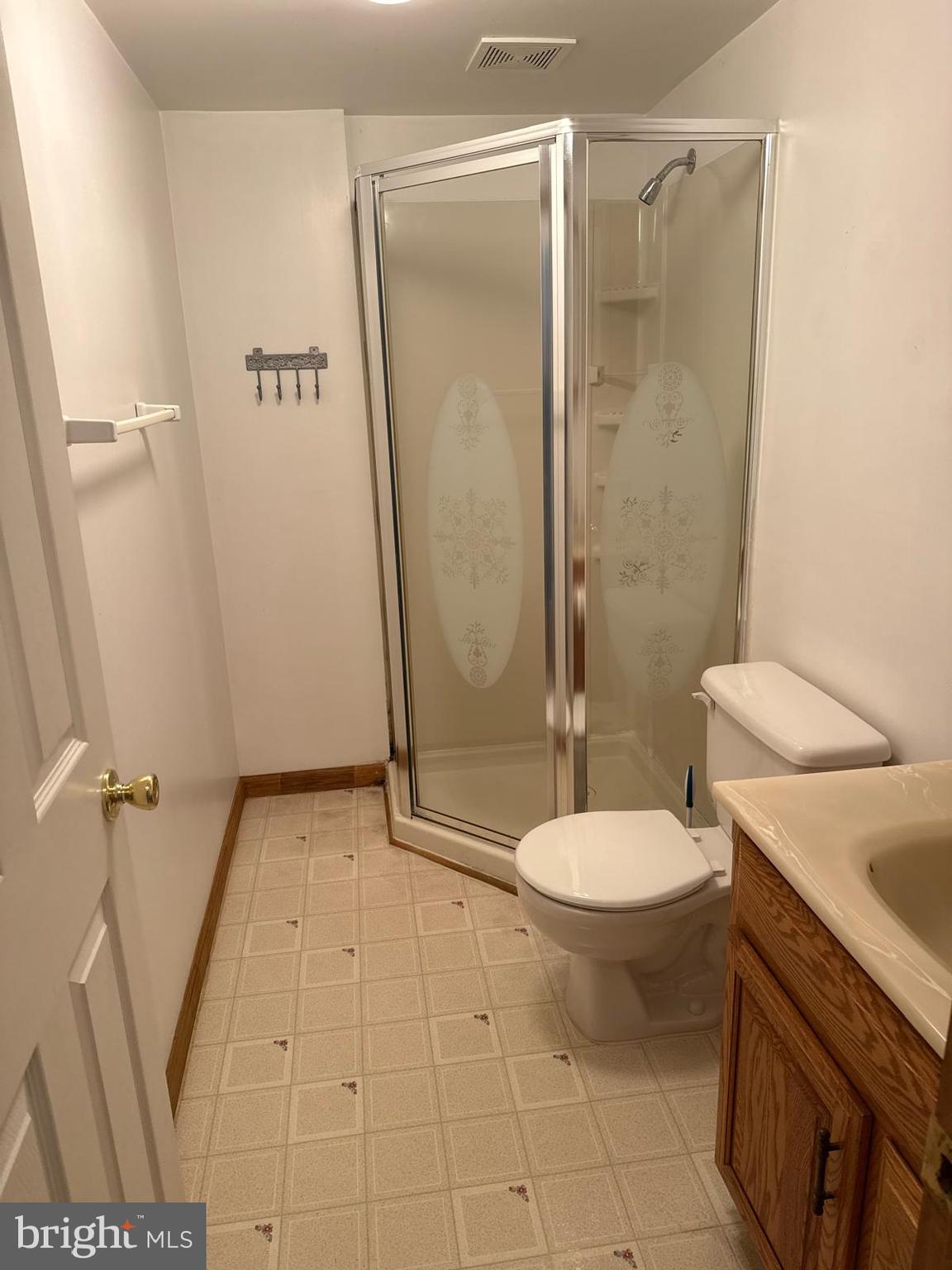 THE VISTAS OF PARK RIDGE - Residential Lease