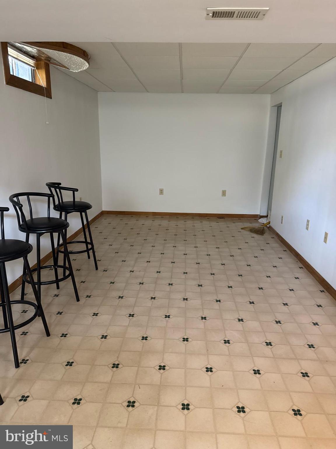 THE VISTAS OF PARK RIDGE - Residential Lease