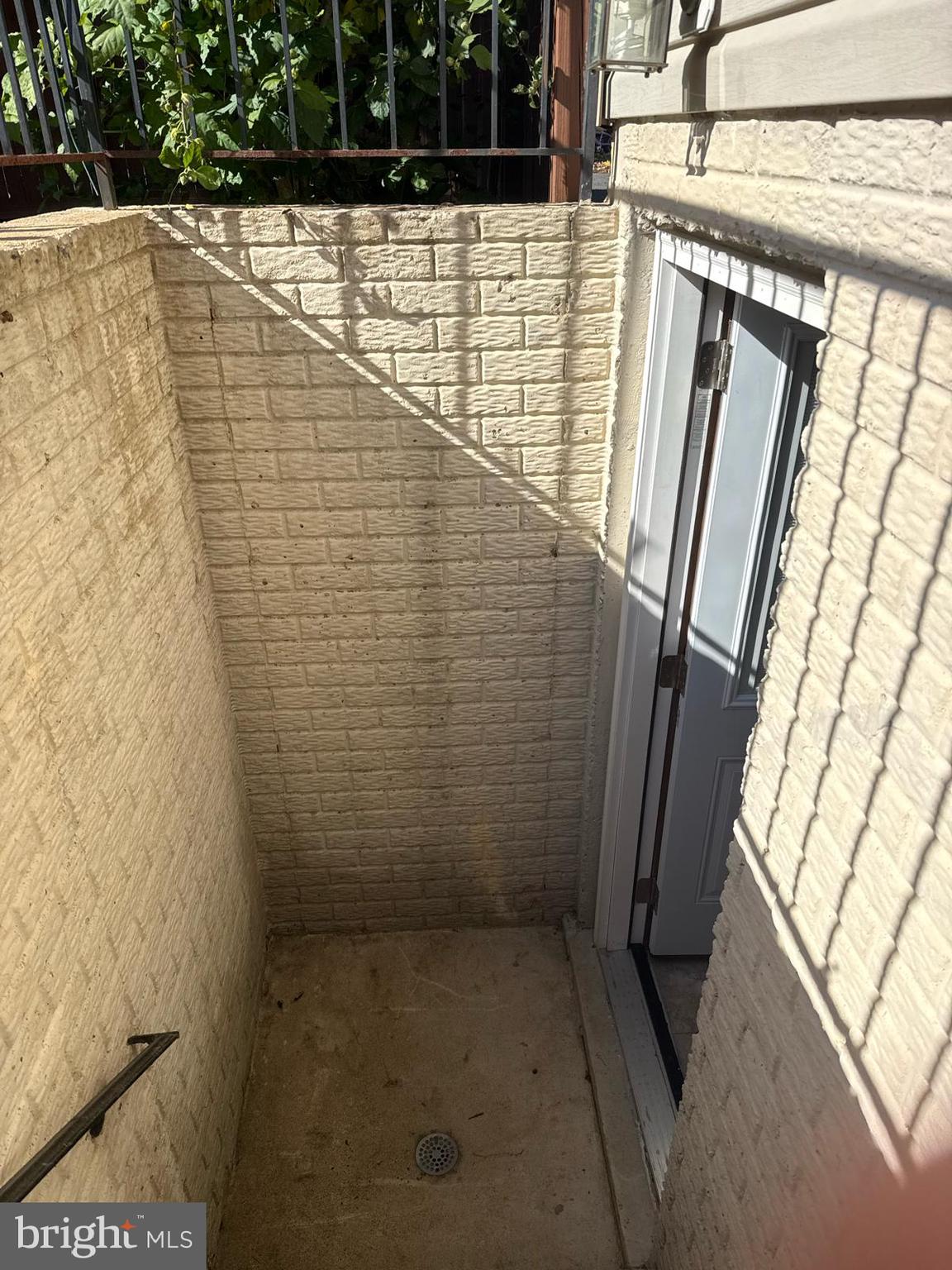 THE VISTAS OF PARK RIDGE - Residential Lease