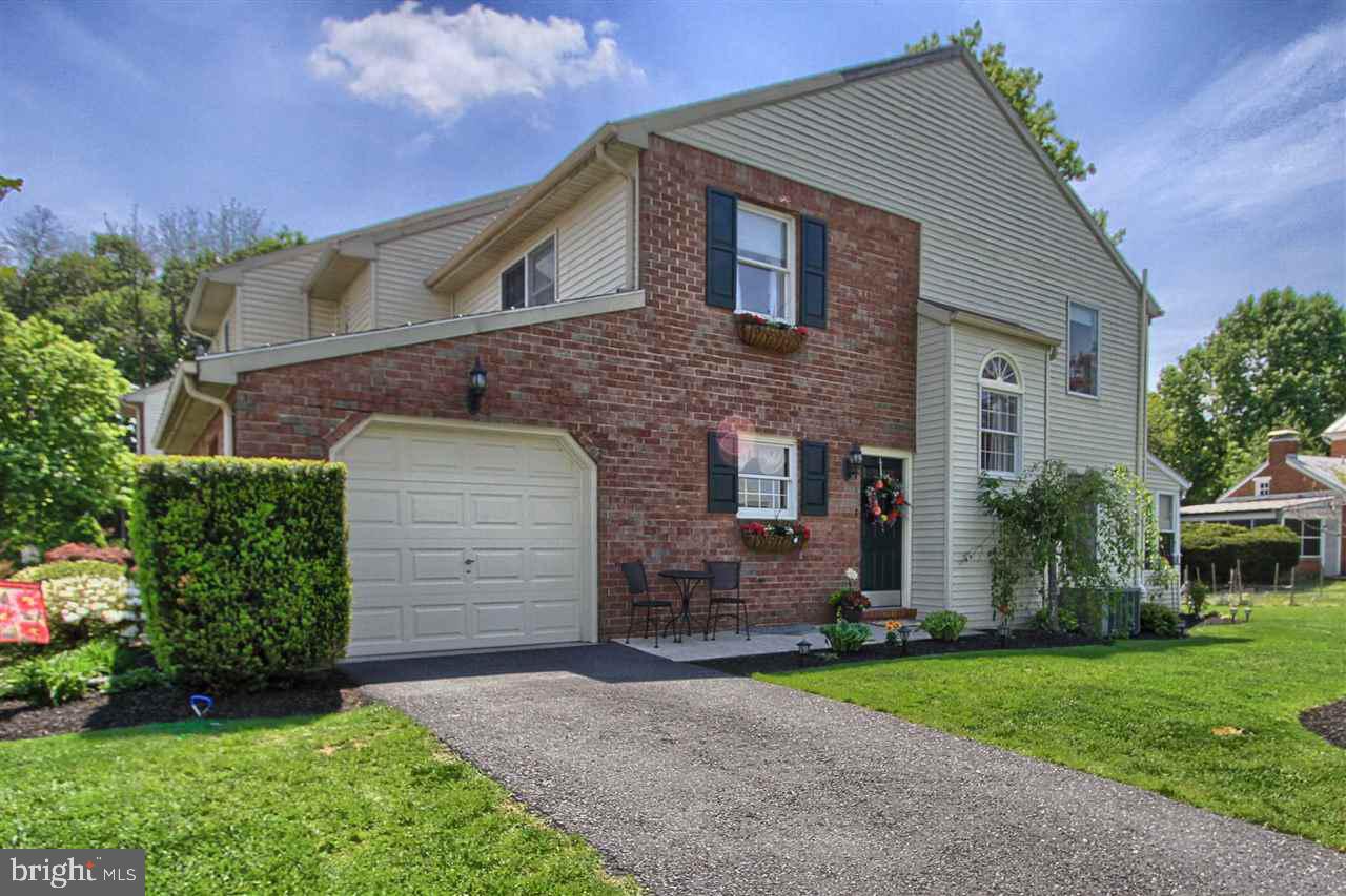 RIDGE COURT - Residential