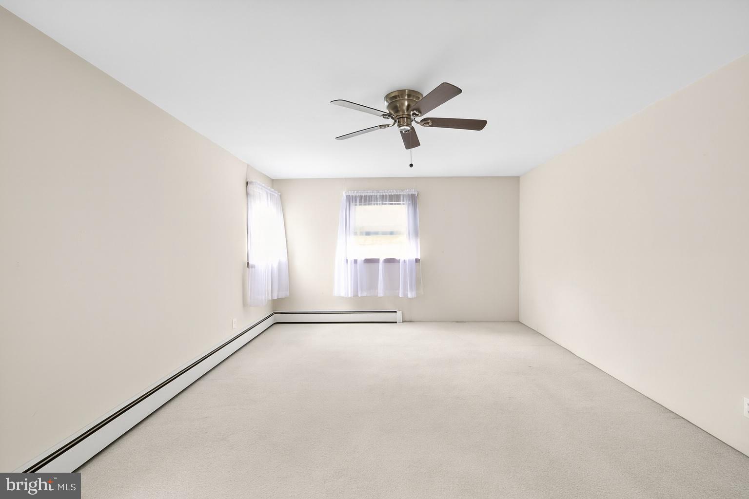 COLLEGE PARK - Residential