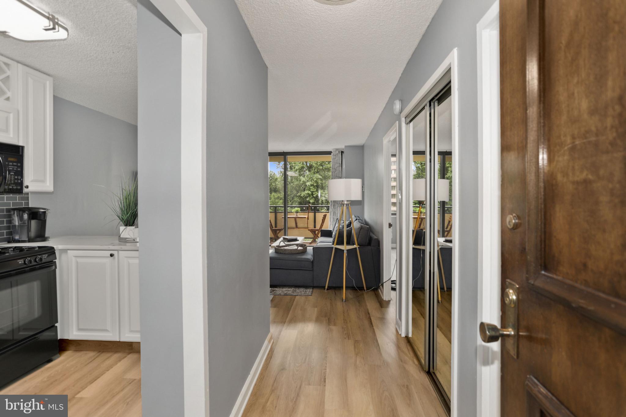 PROMENADE TOWERS - Residential Lease