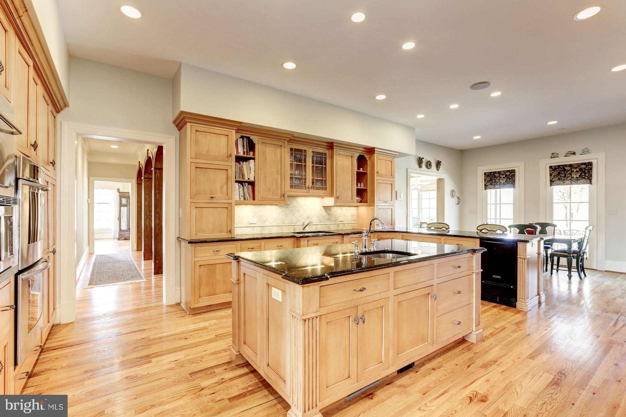 POTOMAC OUTSIDE - Residential