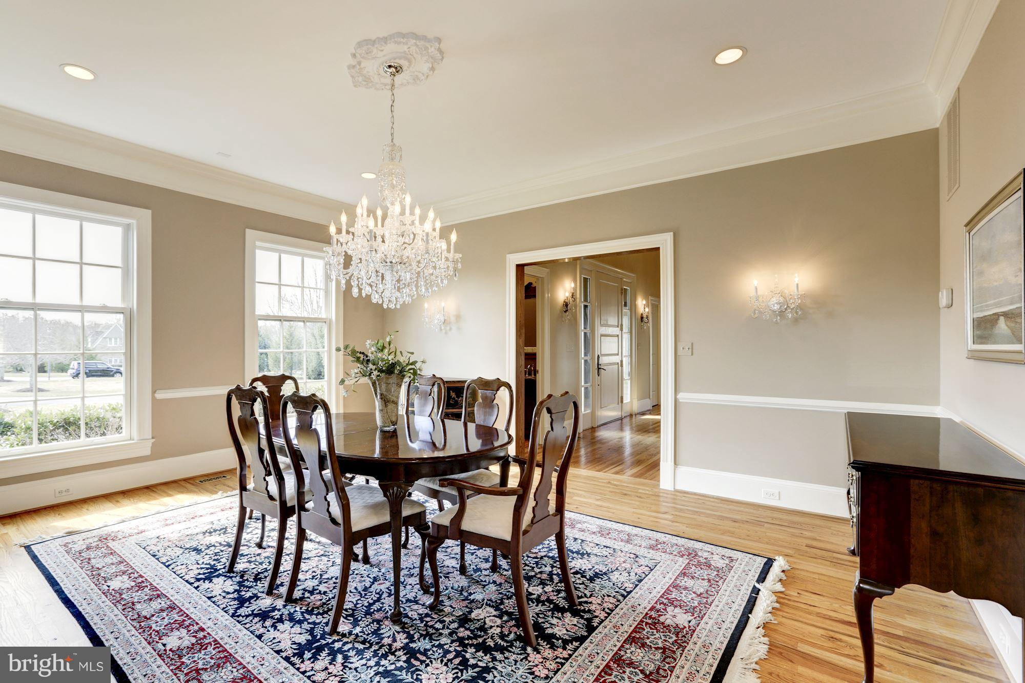 POTOMAC OUTSIDE - Residential