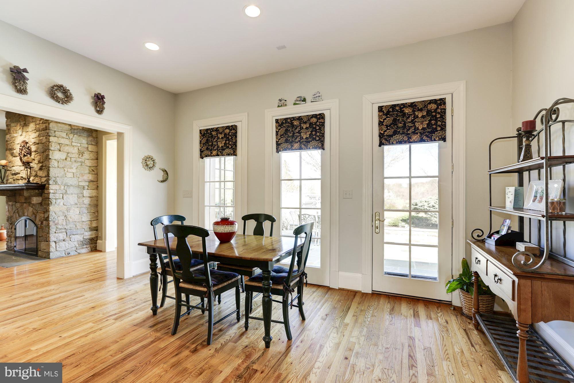 POTOMAC OUTSIDE - Residential